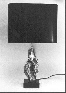 objet sculpture ou sculpture utilitaire,lampe sculpture en bronze.