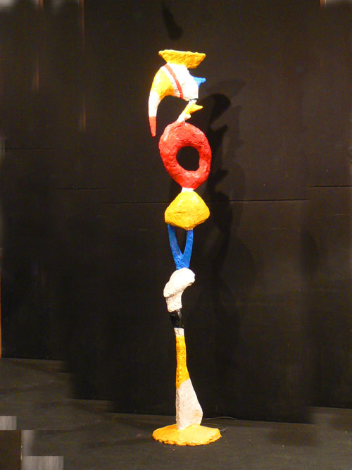 oiseau  aux couleurs vives lampadaire hallogene