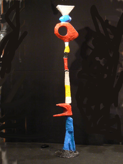 lampadaire hallogene piece d'artiste tres colorée